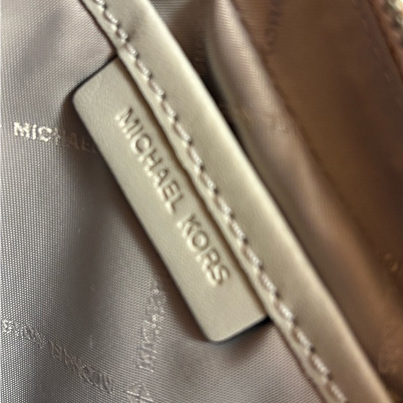 Michael Kors Embossed Logo Leather Purse | Gray - Picture 6 of 6